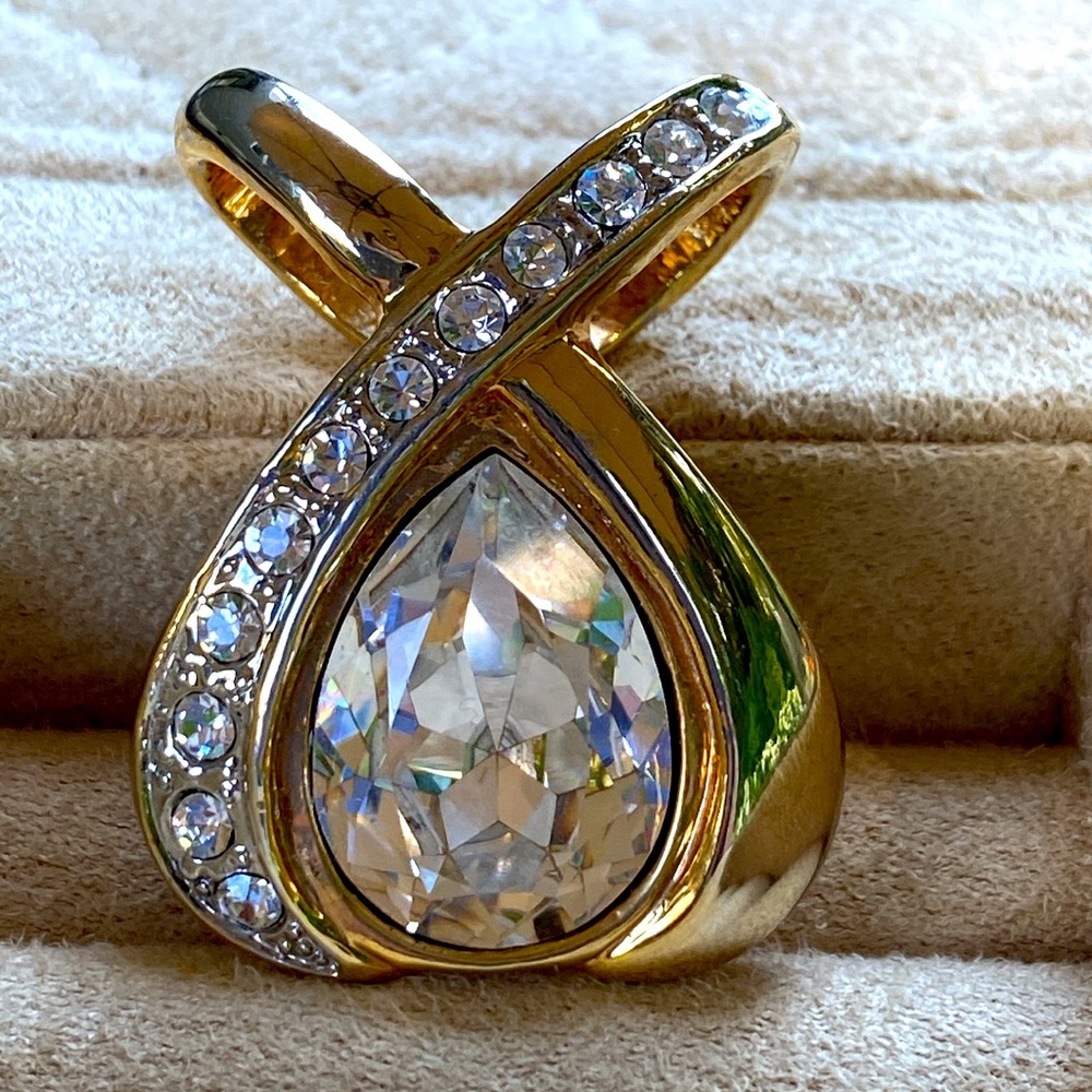 Vintage Diamond Simulated Pendant